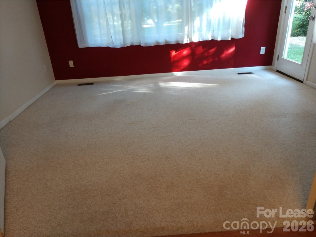 10115 Elmsbrook Lane - Photo 11