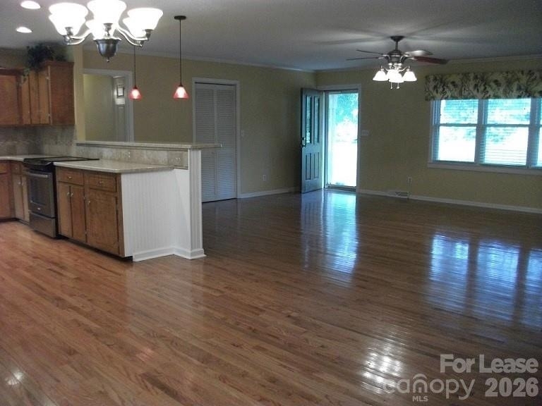 10115 Elmsbrook Lane - Photo 9
