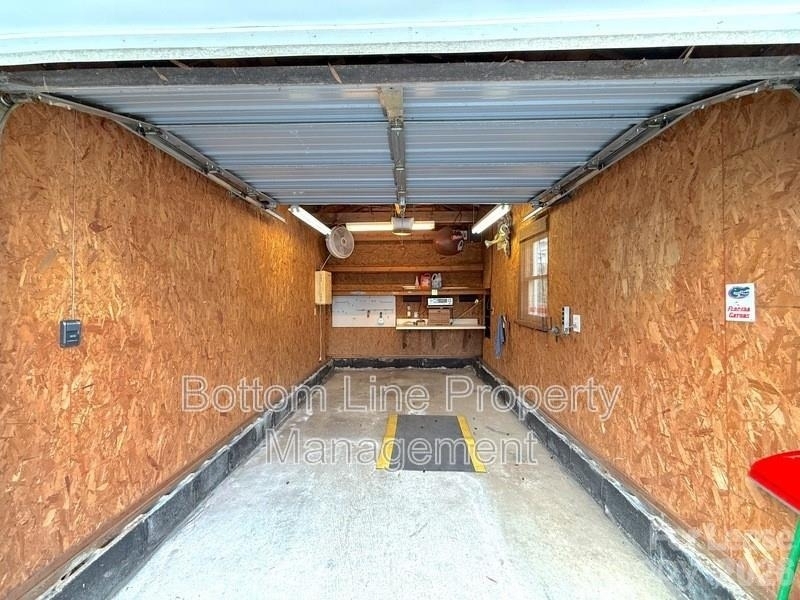 613 S York Street - Photo 30