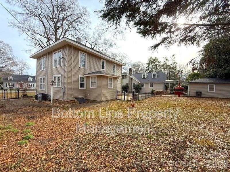 613 S York Street - Photo 35