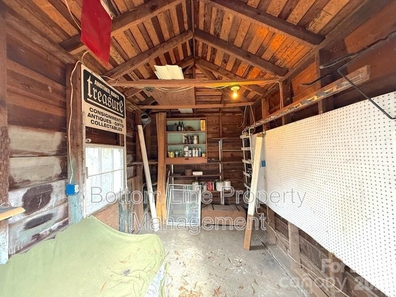 613 S York Street - Photo 33