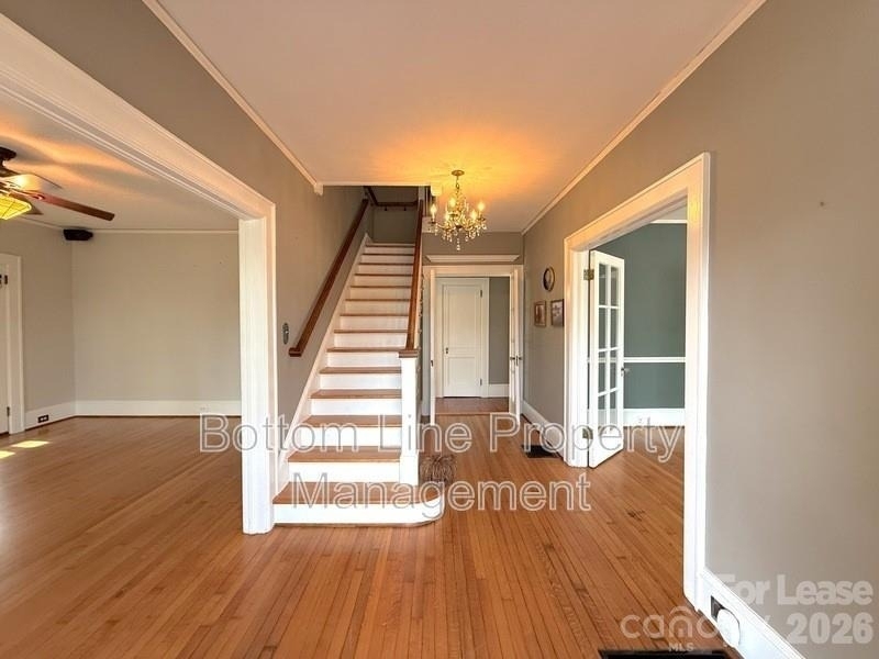 613 S York Street - Photo 3