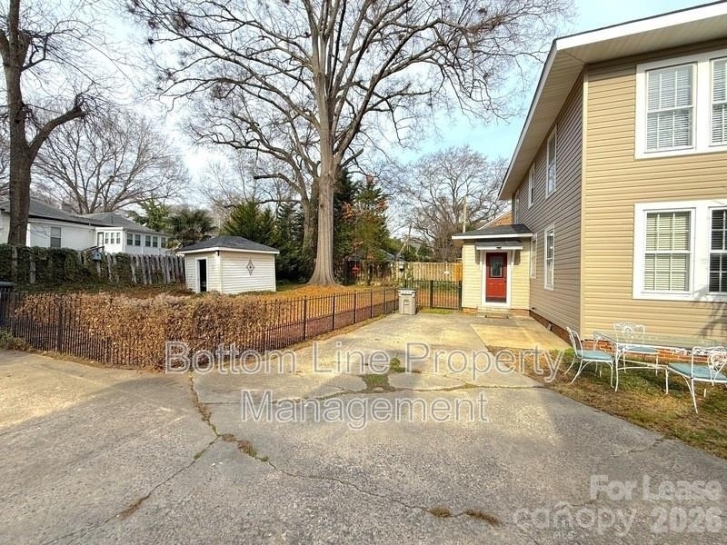 613 S York Street - Photo 32