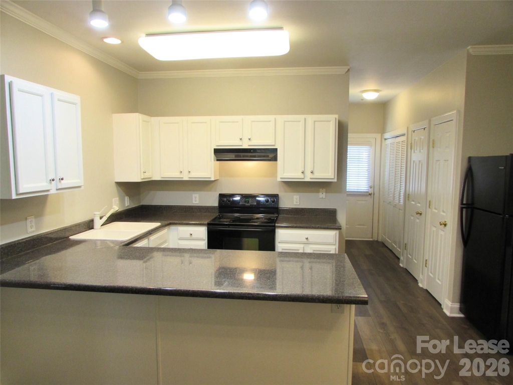 21725 Aftonshire Drive - Photo 4