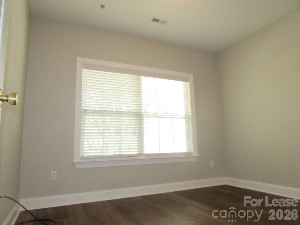 21725 Aftonshire Drive - Photo 7