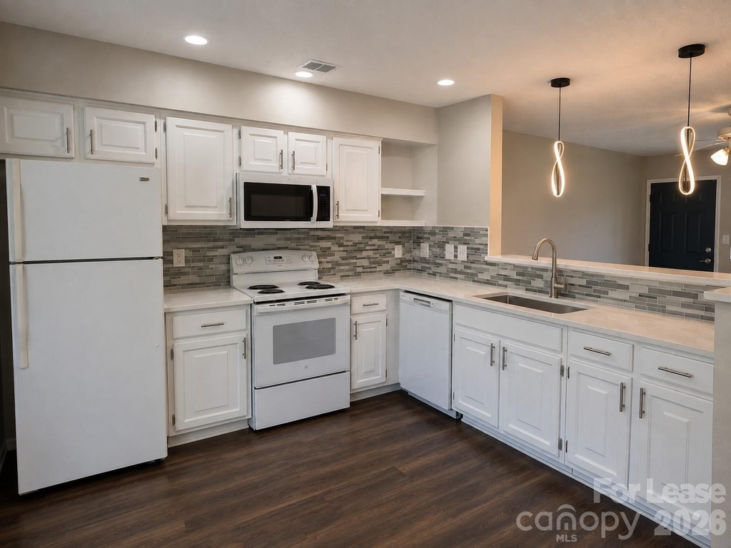 7718 Linda Lake Drive - Photo 1