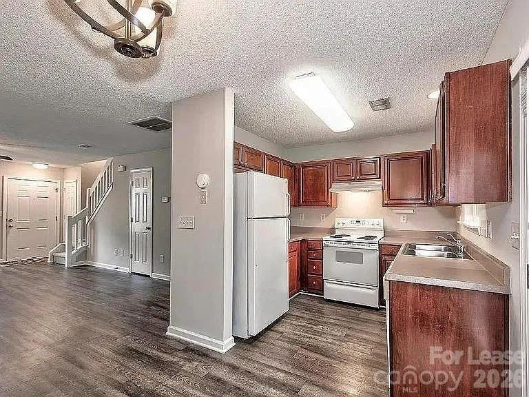 11642 Retriever Way - Photo 2