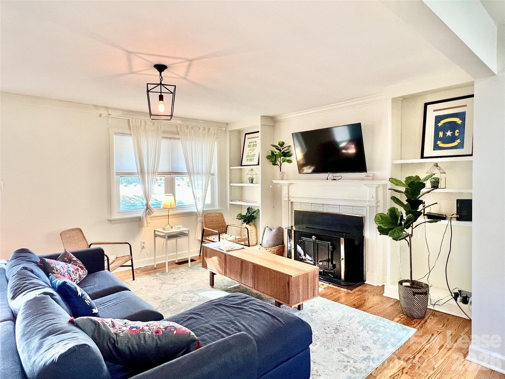 2931 Belmeade Drive - Photo 3