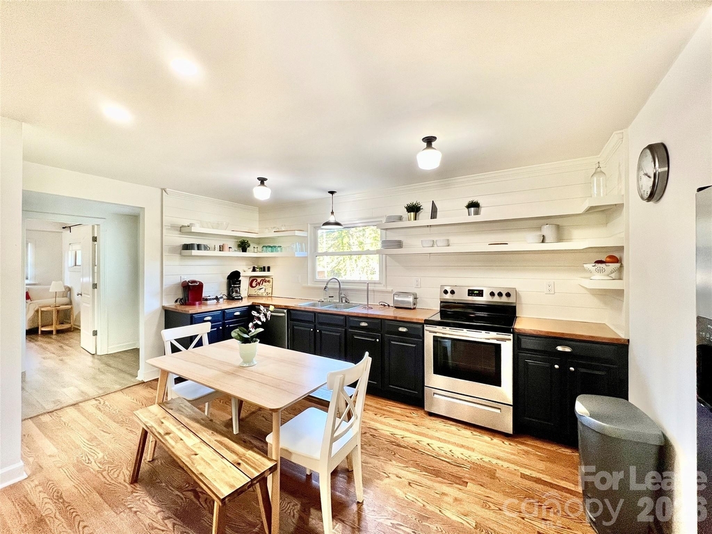 2931 Belmeade Drive - Photo 5