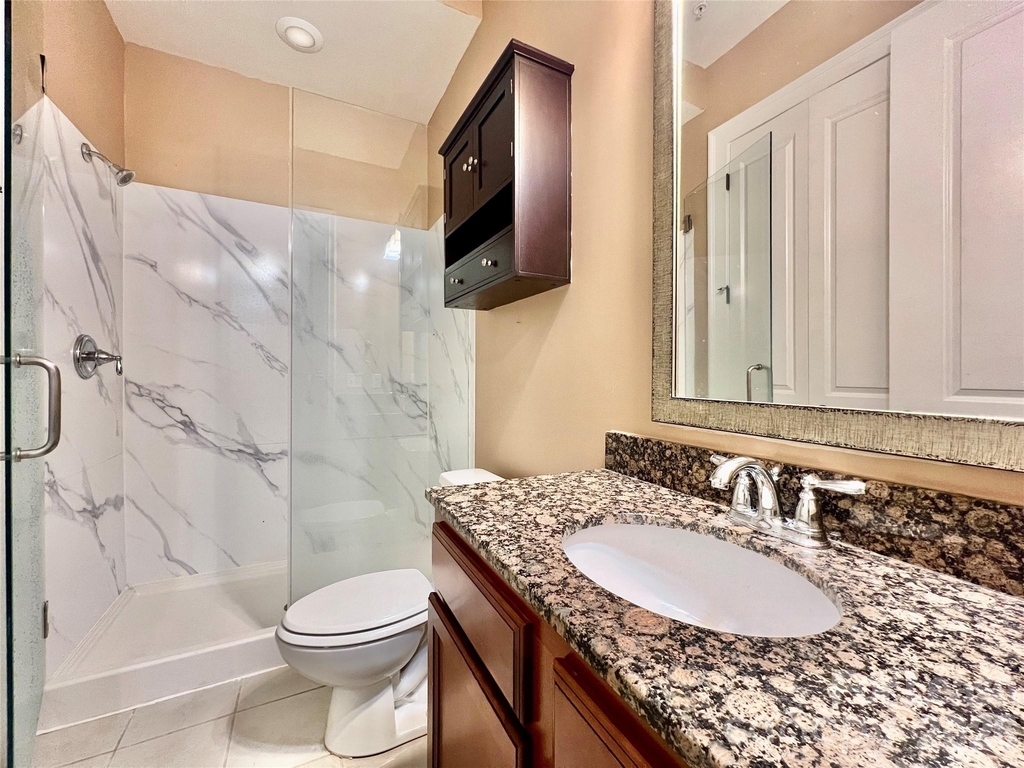 2810 Selwyn Avenue - Photo 22