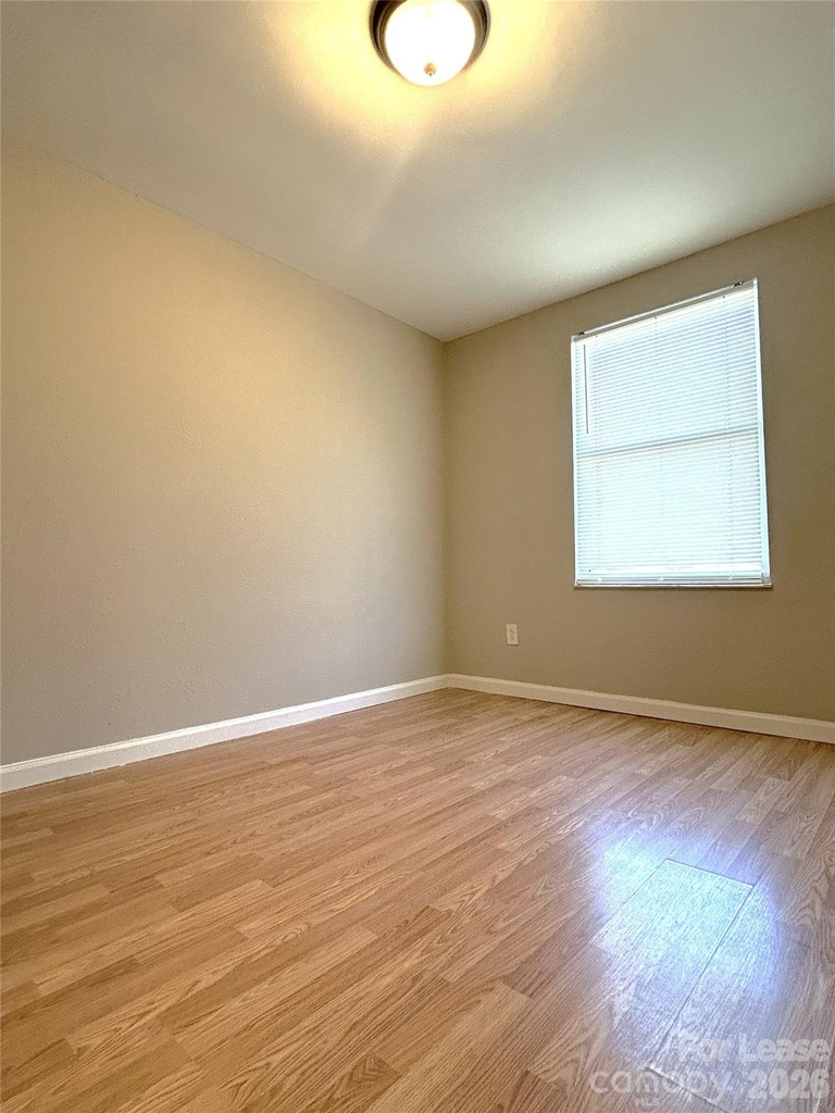 9620 Vinca Circle - Photo 8