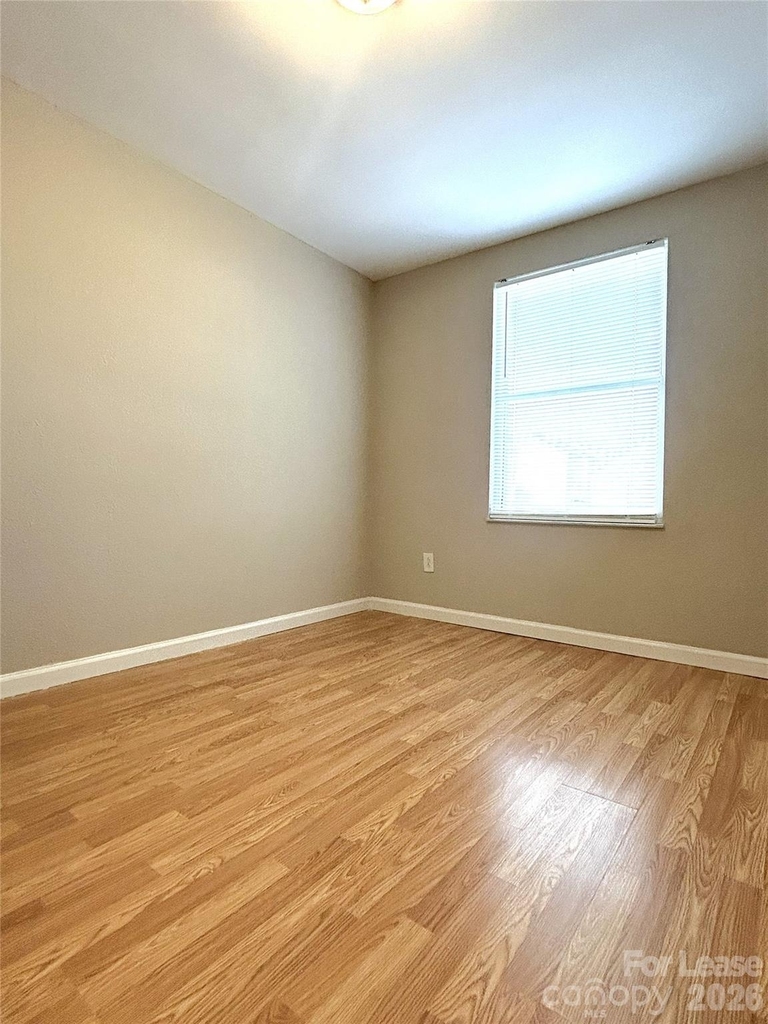 9620 Vinca Circle - Photo 9