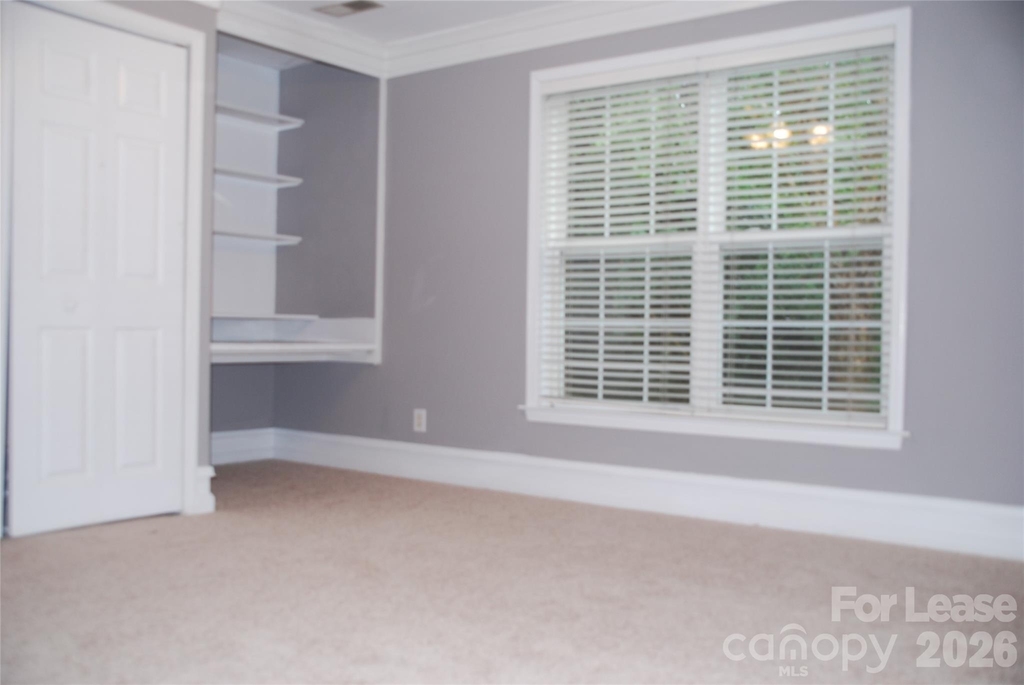 733 Meadow Lake Drive - Photo 5