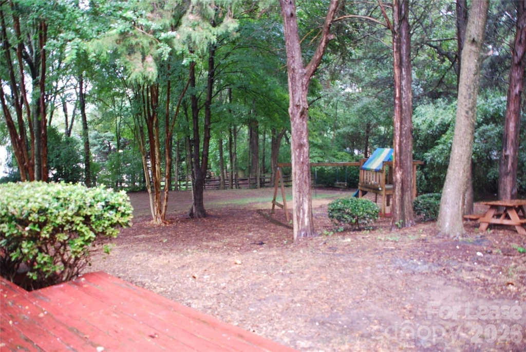 733 Meadow Lake Drive - Photo 2