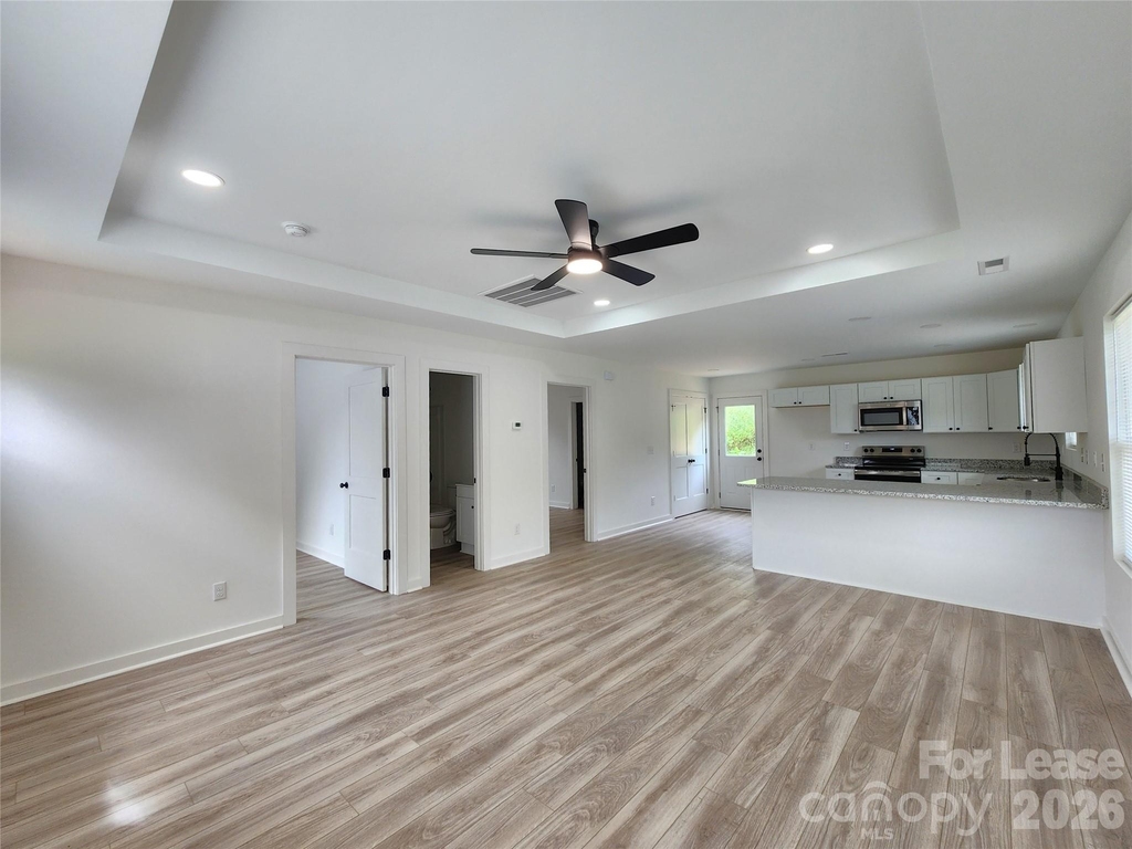 911 Hill Street - Photo 1
