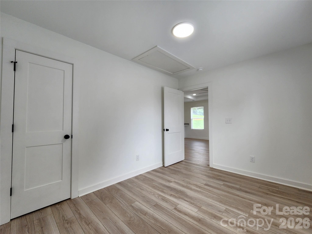 911 Hill Street - Photo 11