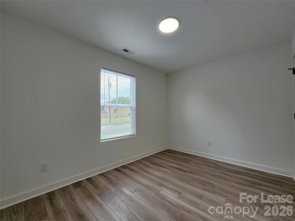 911 Hill Street - Photo 10