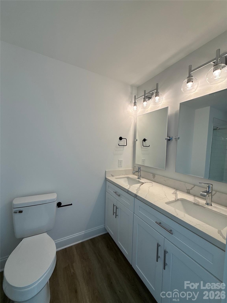 2100 Bombay Way - Photo 7