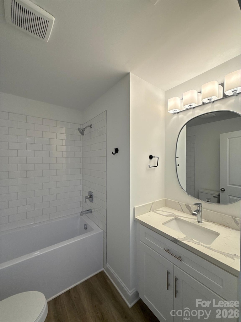 2100 Bombay Way - Photo 10