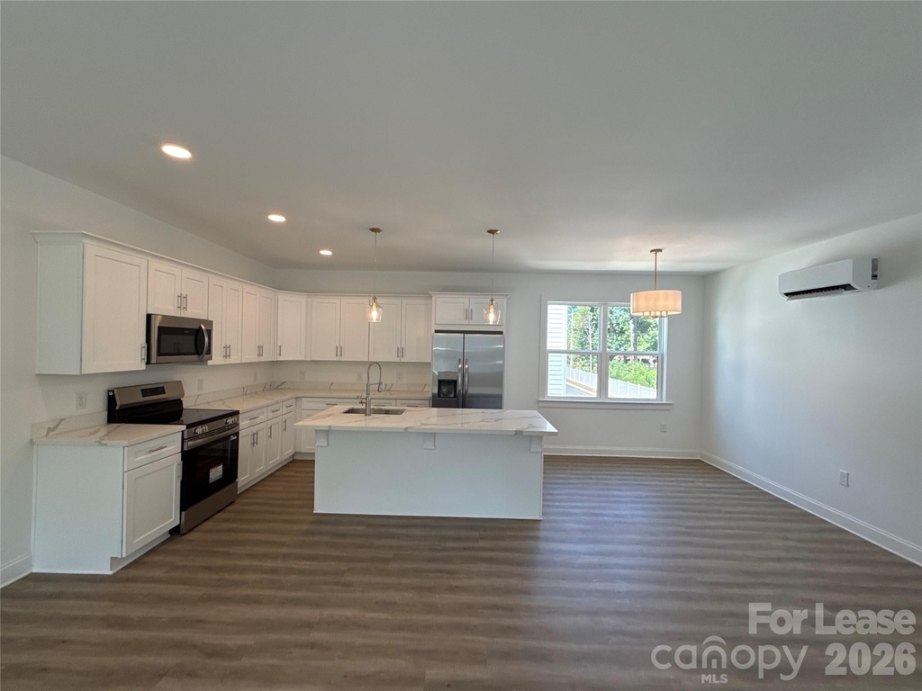 2100 Bombay Way - Photo 1