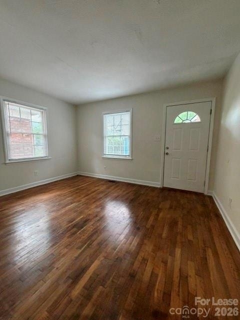 323 Lakewood Avenue - Photo 1