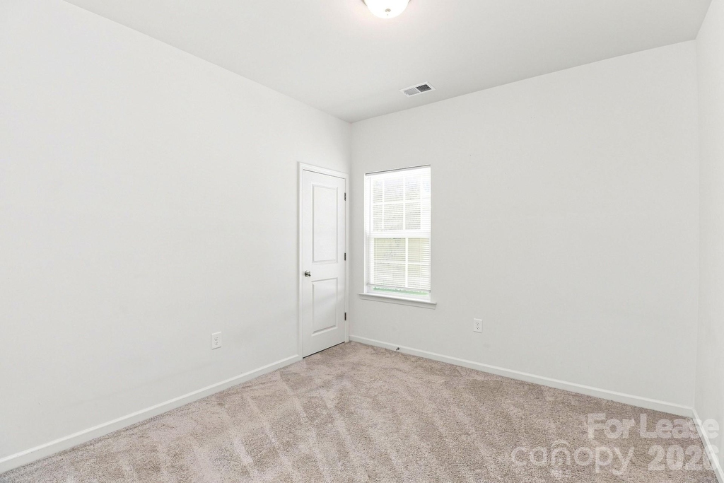 725 N Mcfarland Street - Photo 7