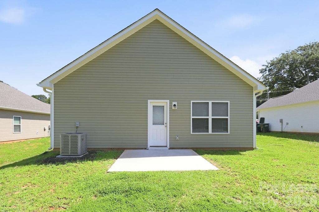 725 N Mcfarland Street - Photo 13