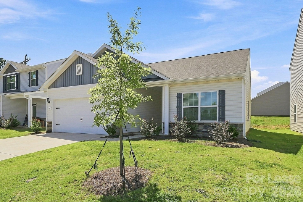 124 Lightning Drive - Photo 1