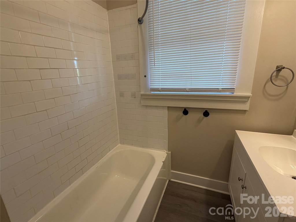 326 E Main Street - Photo 3