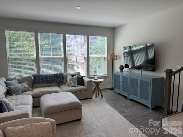 428 W Tremont Avenue - Photo 9