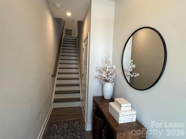 428 W Tremont Avenue - Photo 2