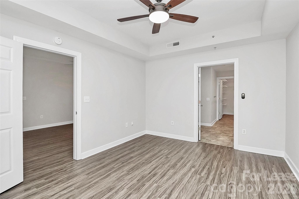 718 W Trade Street - Photo 25