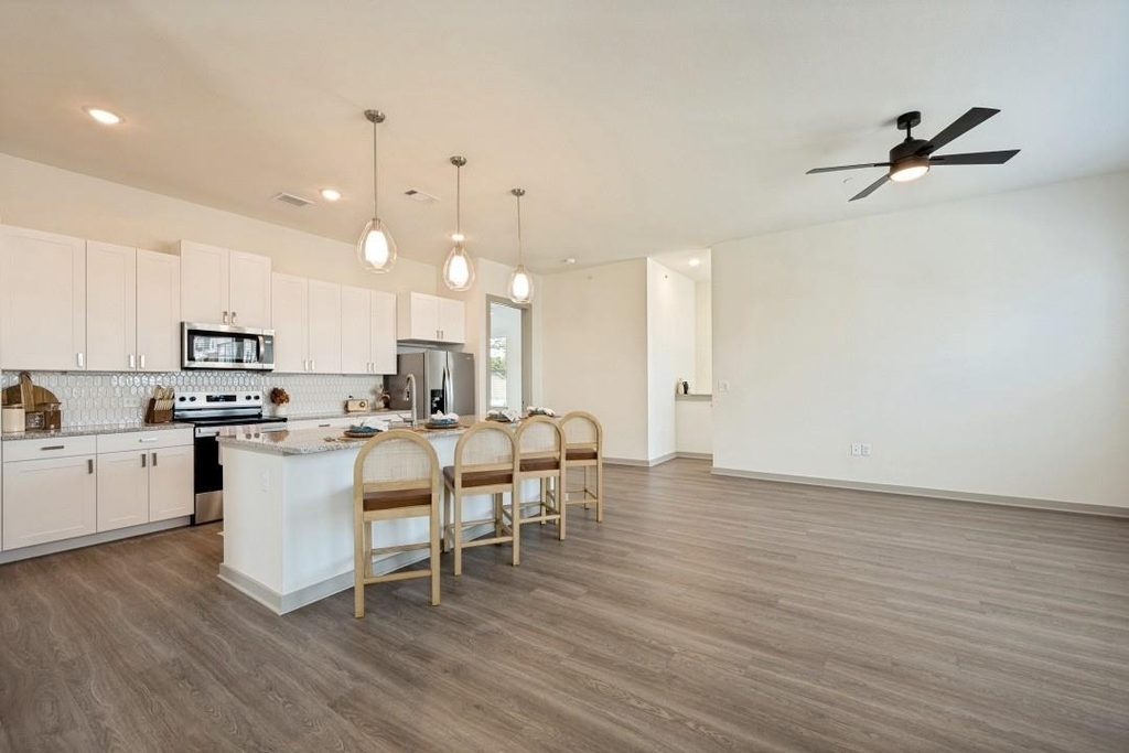 5885 Calmont Avenue - Photo 1