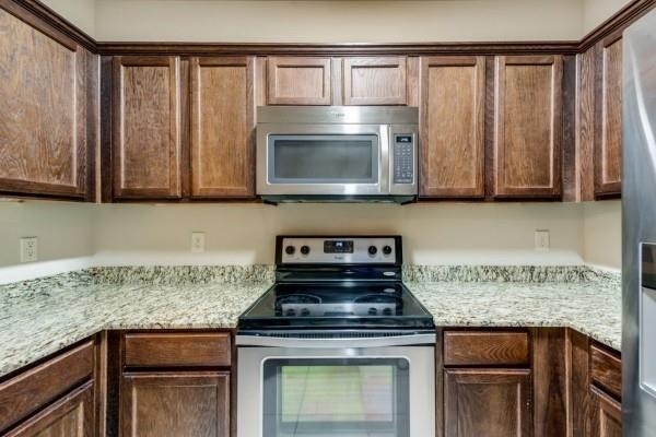 1579 Cozy Drive - Photo 4