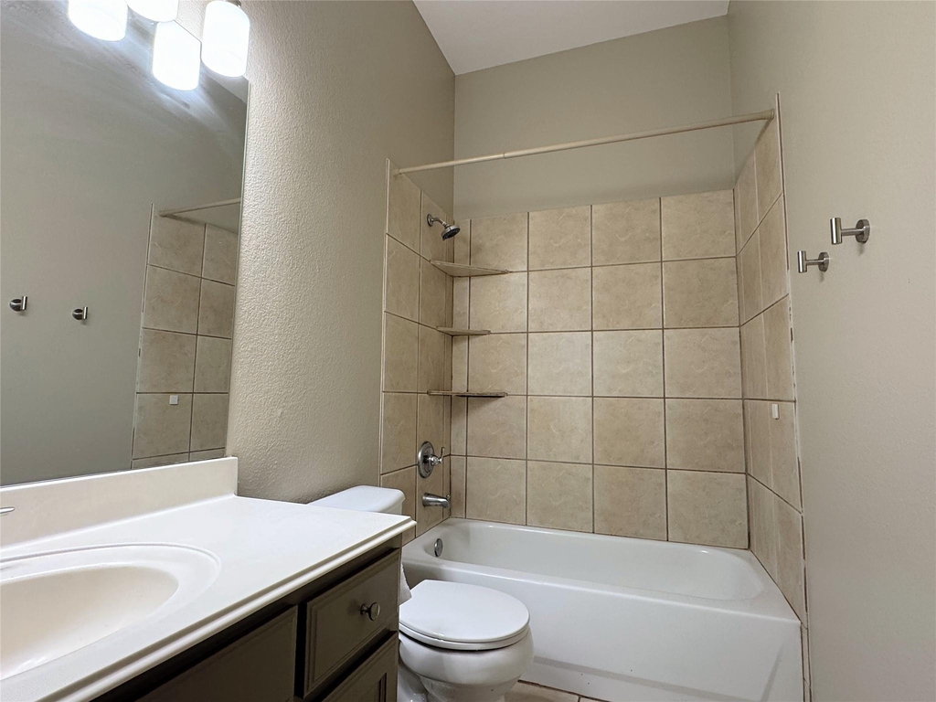6415 Redstone Drive - Photo 17