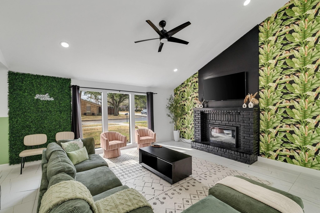 1301 N Trail Drive - Photo 3