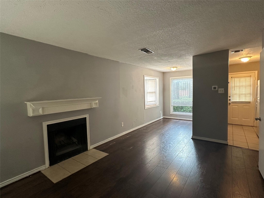 1221 Abrams Road - Photo 2