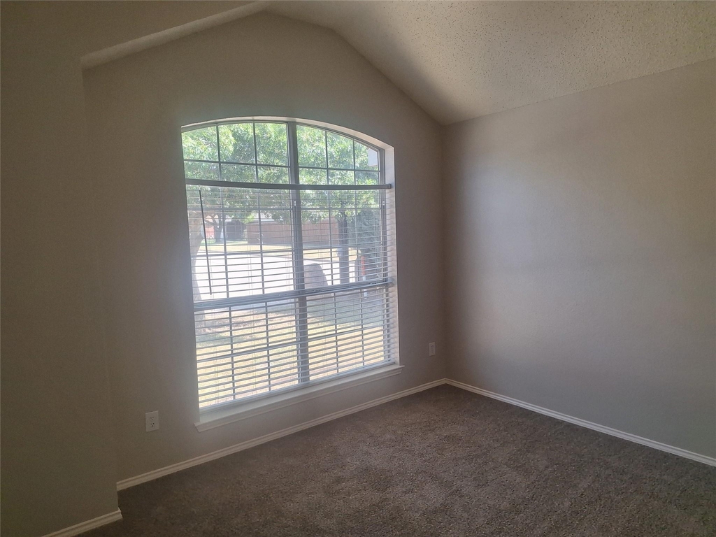 3516 Paladin Place - Photo 4