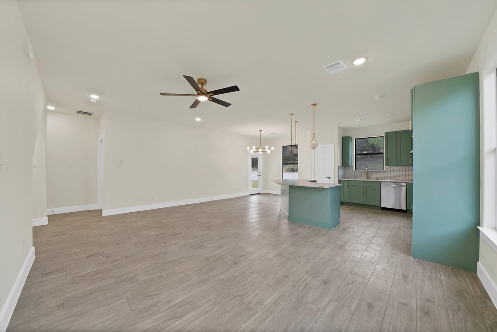 2925 River Ridge Court - Photo 10