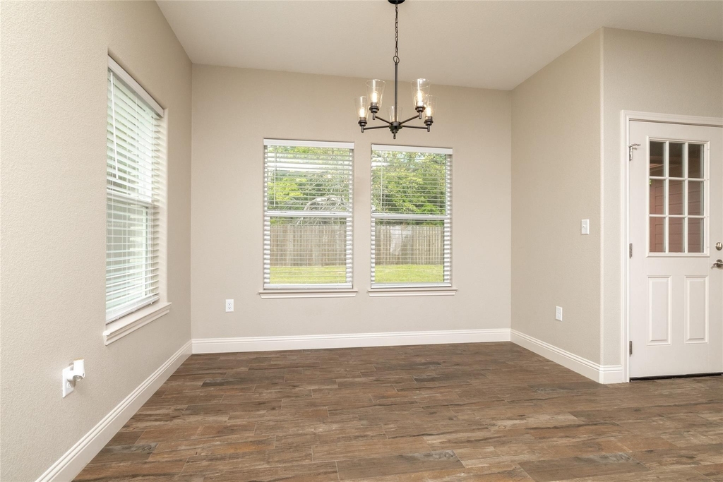 405 Titus Drive - Photo 14
