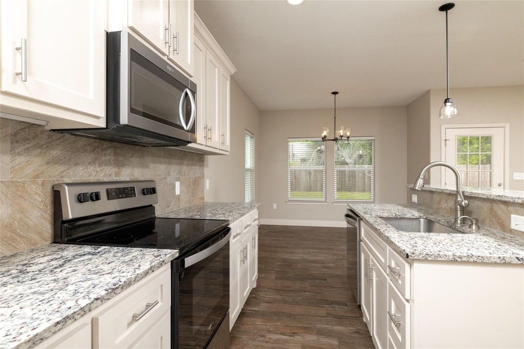 405 Titus Drive - Photo 24