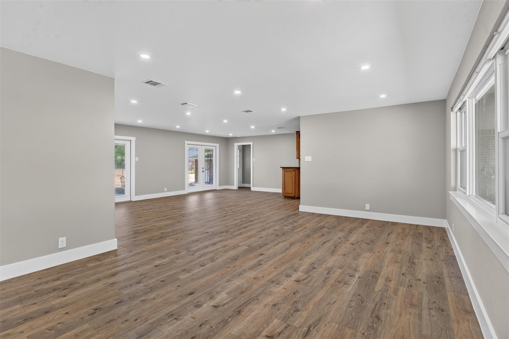161 Tomlinson Road - Photo 4