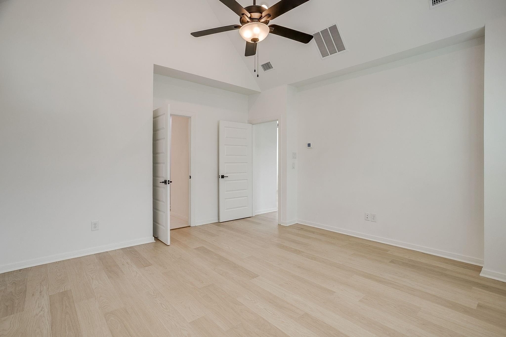 708 Pheasant Run Street - Photo 17