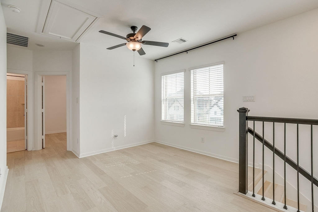 708 Pheasant Run Street - Photo 26