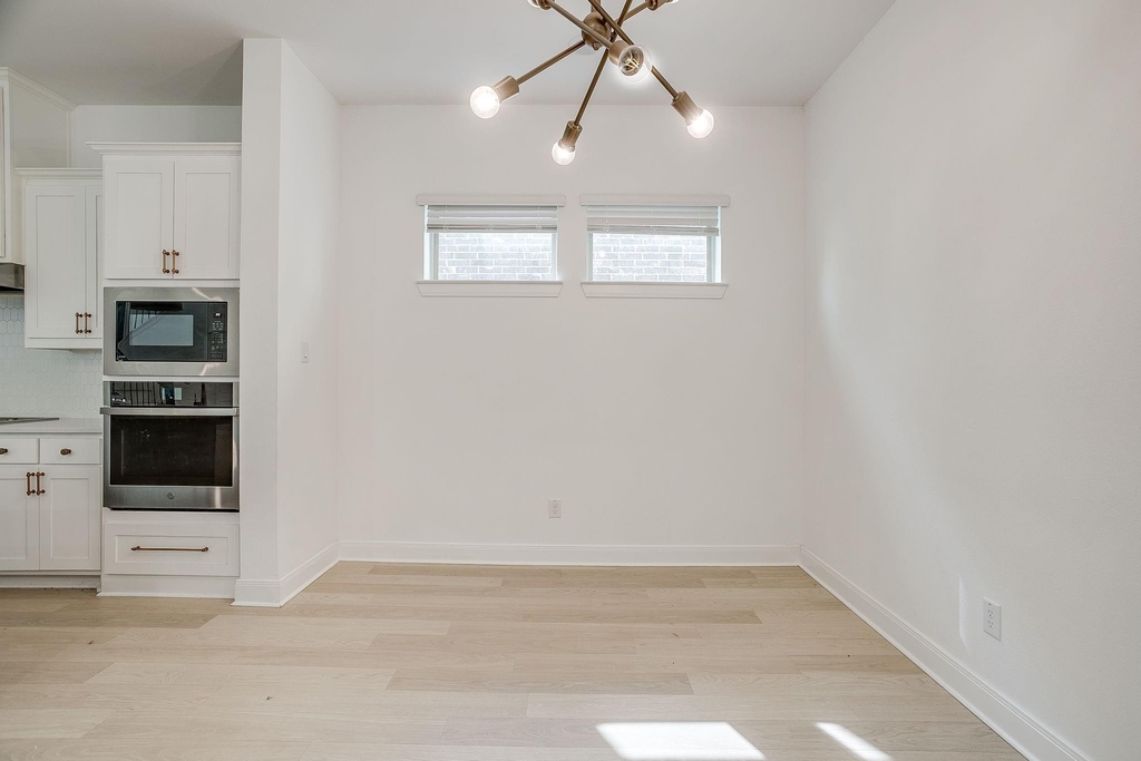 708 Pheasant Run Street - Photo 14