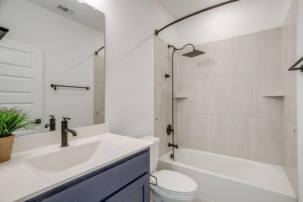 708 Pheasant Run Street - Photo 23