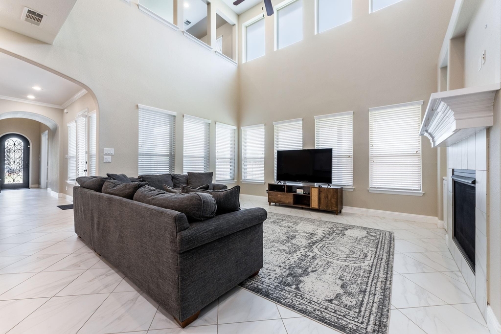 782 Windsor Road - Photo 16