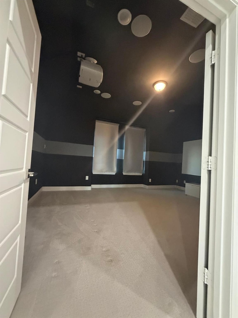 12609 Diamond Creek Drive - Photo 16