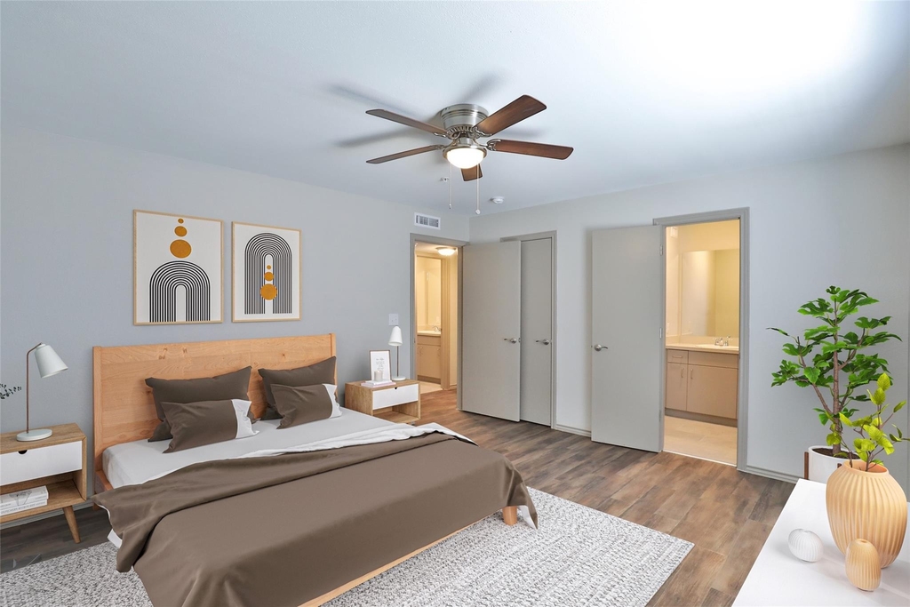 2800 Sayles Boulevard - Photo 8