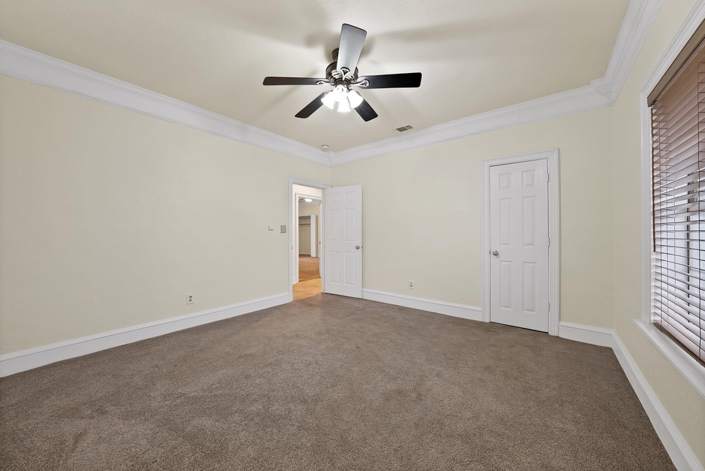 9580 Brockrim Lane - Photo 20
